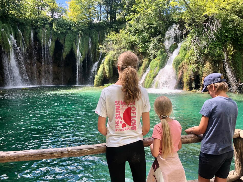 IMG 2342 2025 Agent Yugo Yugo W950