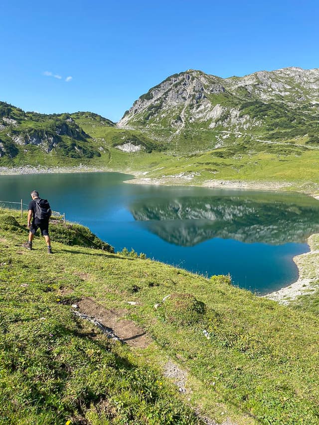 64690BD8_Tom Vanderhaegen_w950