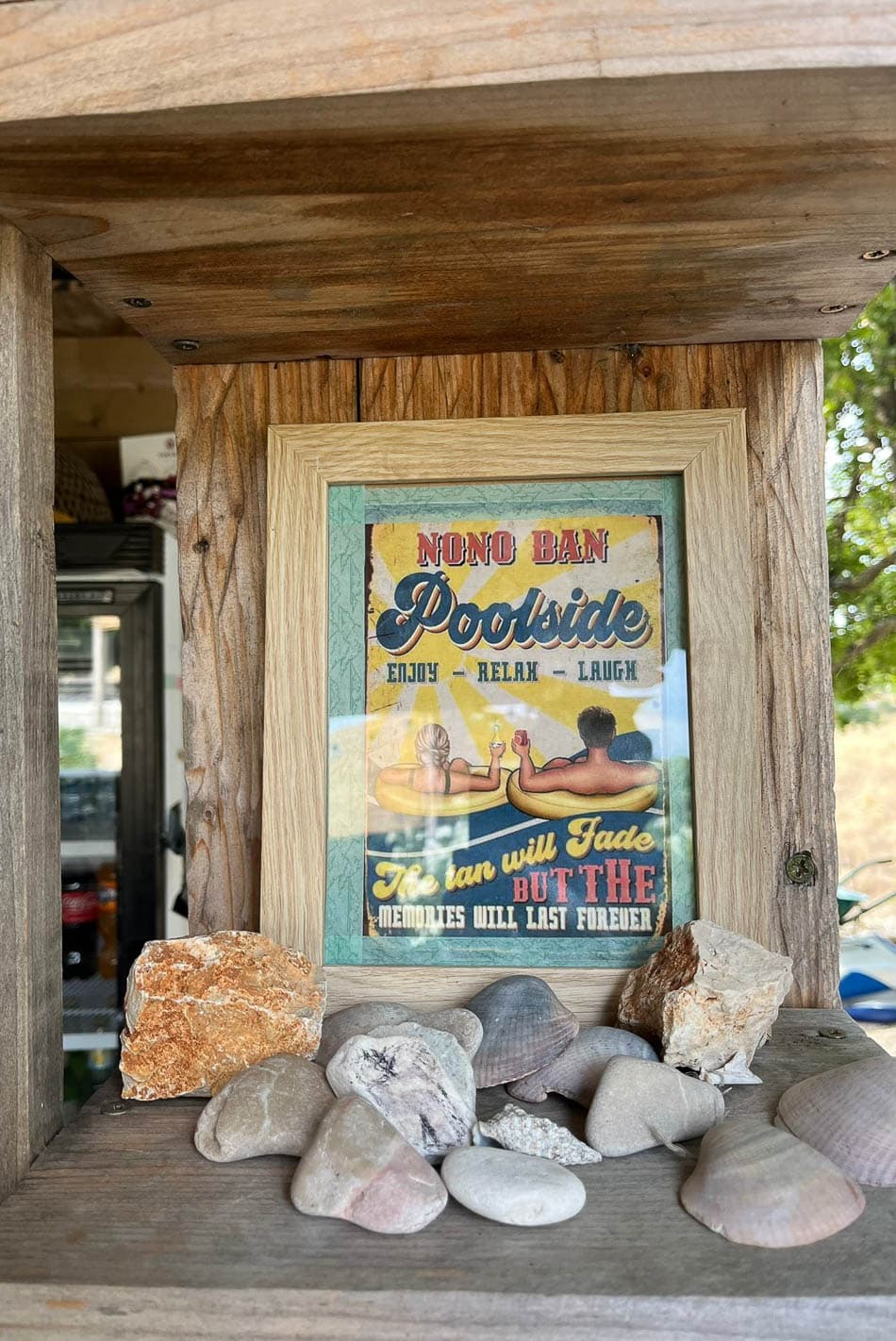 Nono Ban Logo 2025 Agent Yugo Yugo W950