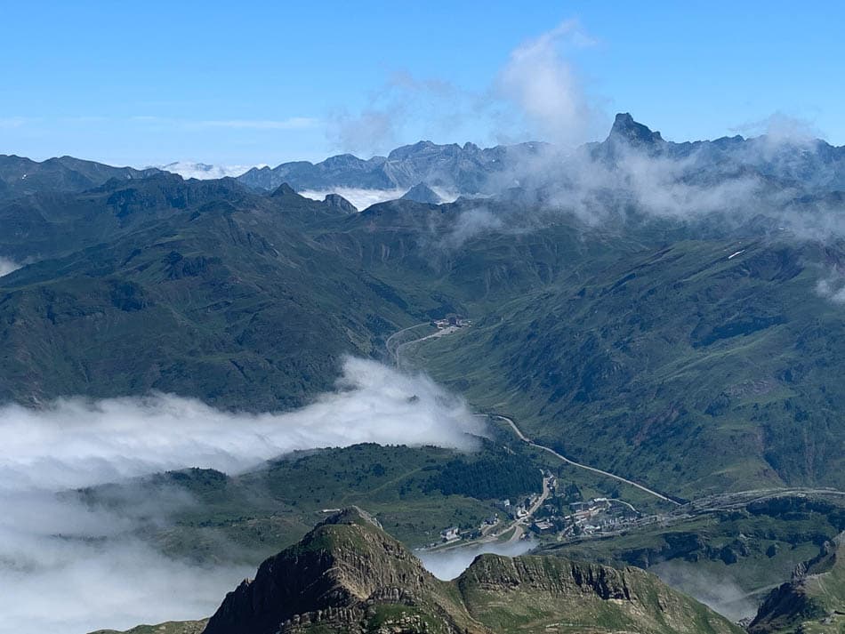 candanchu-at-valley-floor-ignacio-teres-the-eye-is-delighted-w950