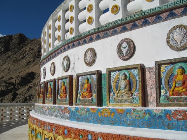 GR12 152 Ladakh 06 Ann Tilley 1 (Custom)