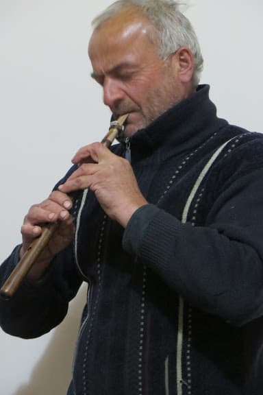 Petergaillaertarmenië (45)Duduk