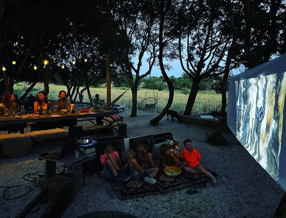 Nono Ban Filmavond 2025 Agent Yugo Yugo W950