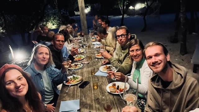 Nono Ban Bbq Avond Diner Ouders 2025 Agent Yugo Yugo W950