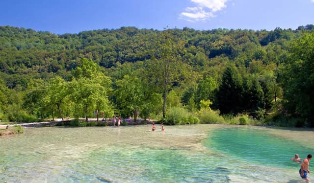 Plitvice Korana Zwemplek 2025 Agent Yugo Yugo W950