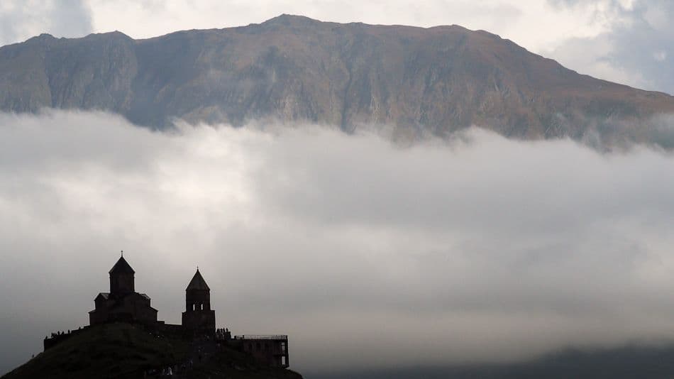 7-Wandeling-Tsminda-Sameba-kerk-in-Gergeti-9_export_w950