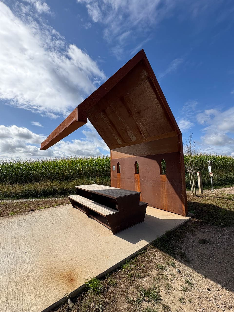 BE5PJA Image00005 Margot Pappijn