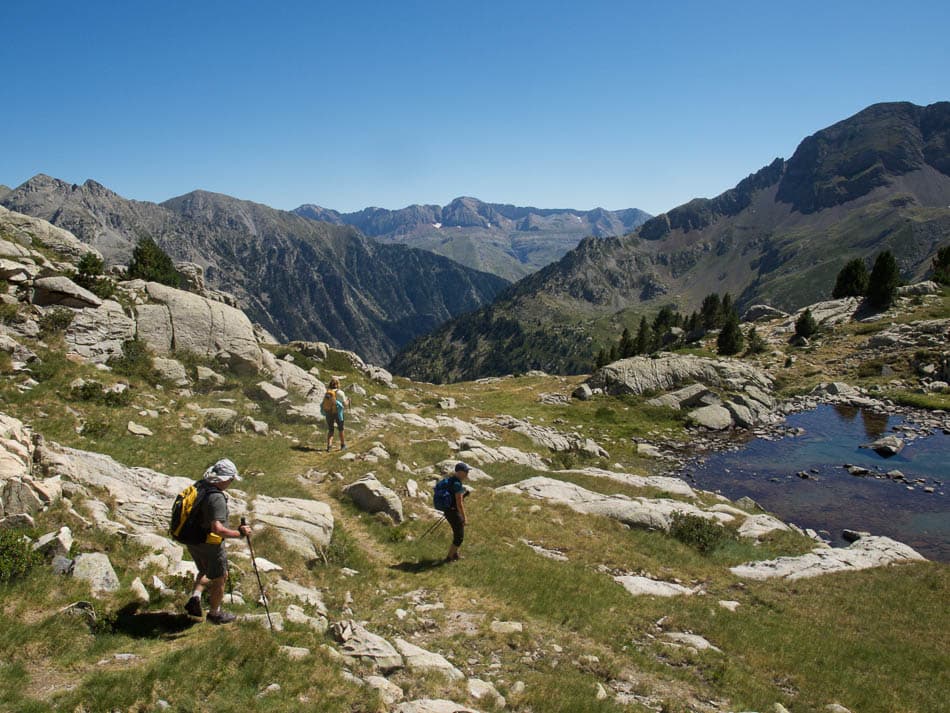 circular-descent-to-baaos-panticosa-ignacio-teres-the-eye-is-delighted-w950