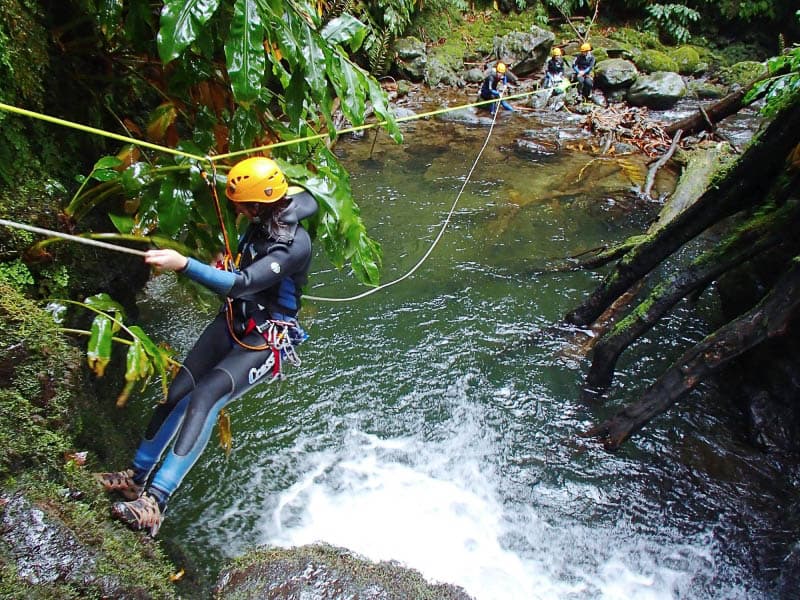 PT5AZM CANYONING Half Day 5 11 800 600 100 Melo