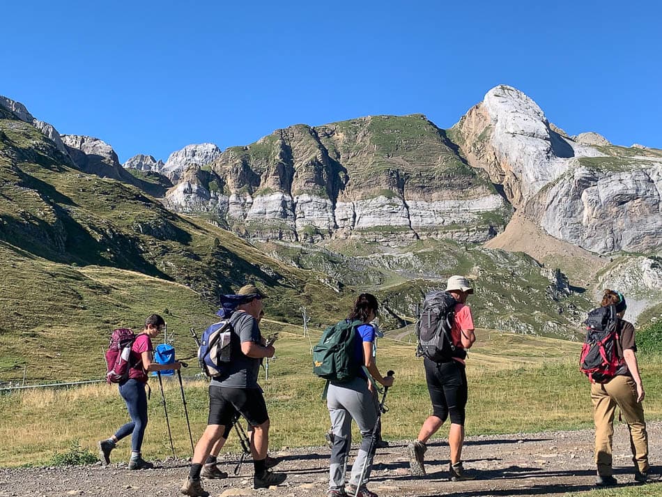 first-walk-leaving-on-foot-candanchu-ignacio-teres-the-eye-is-delighted-w950