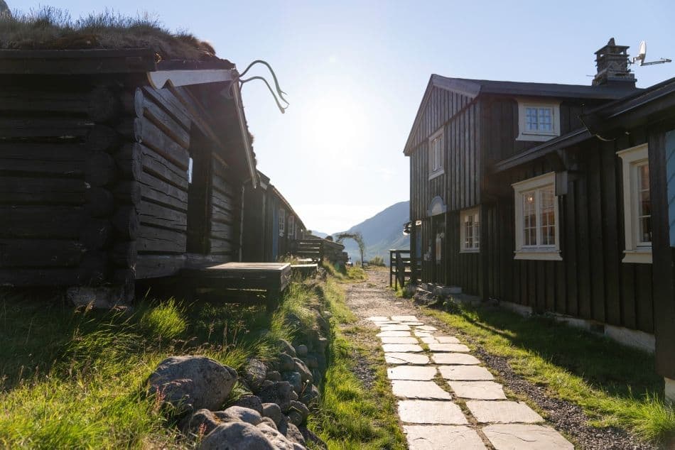 Gjendebu-Eidsbugarden-Photo-By-Yngve-Ask-Jotunheimen-Travel-2_export