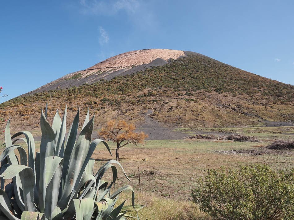 2022-10-12-13-36-40-wandelvakantie-eolische-eilanden-2022-em1_p10122076_jan-dhaen_w950