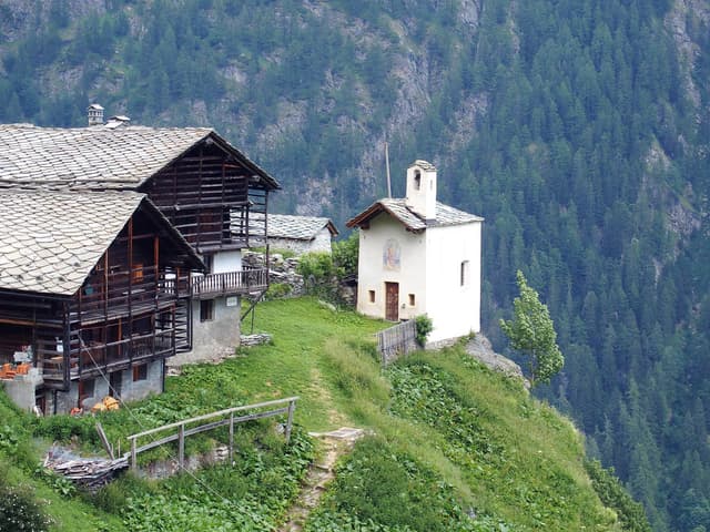 Valle Del Lys Carola Van Loon 24. Lys 5 6, Walserweg, Alpenzu