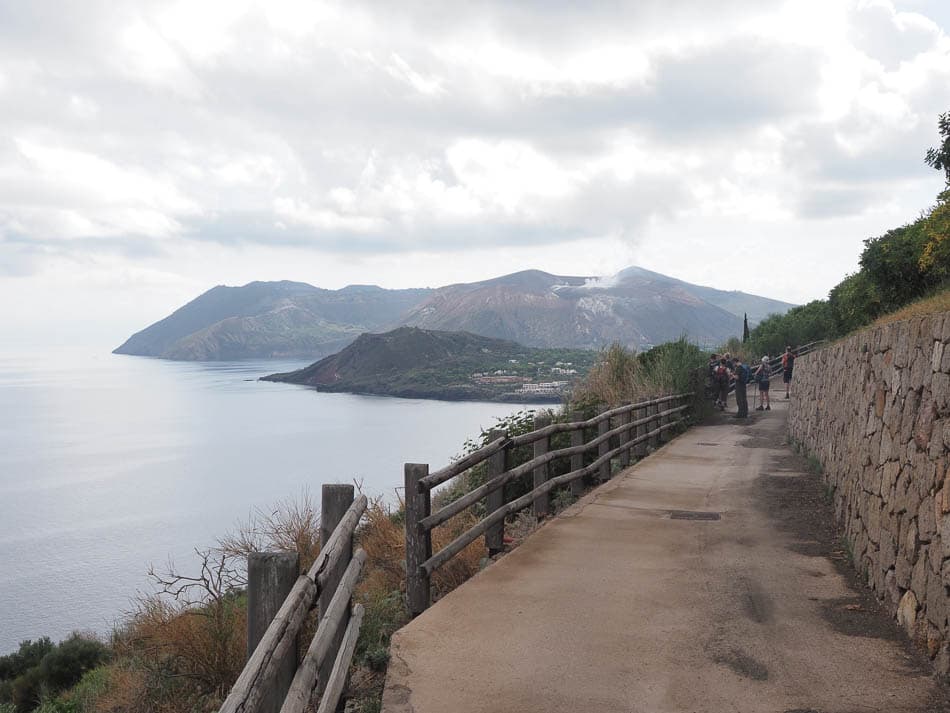 2022-10-11-12-46-48-wandelvakantie-eolische-eilanden-2022-em1_p10111487_jan-dhaen_w950