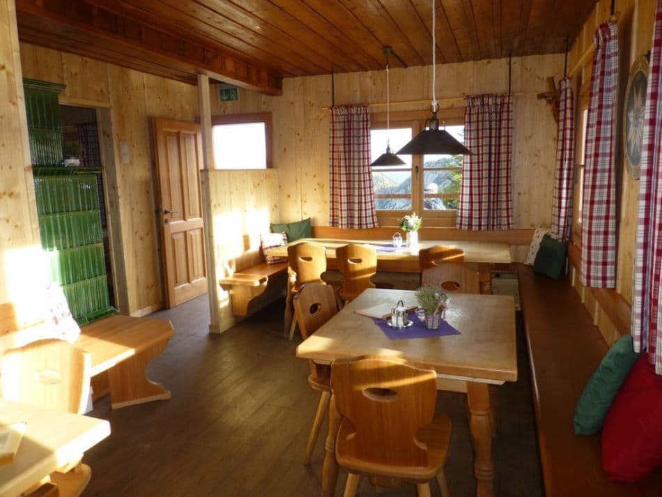 gaststube_goisererehutte_1_20140929_1212263938_export