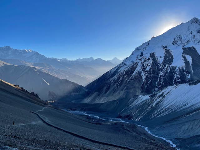 Asian Trekking 25461 A.T