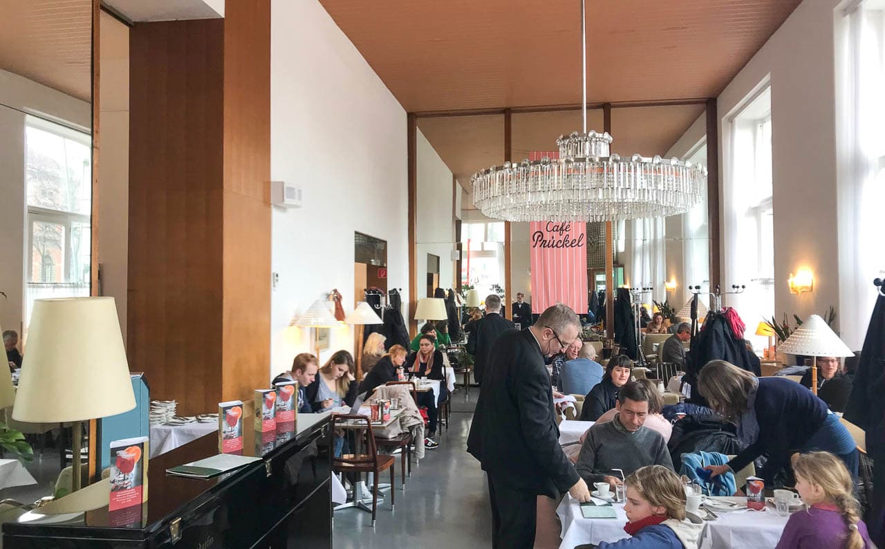 Café Prueckel At1wnd W1280