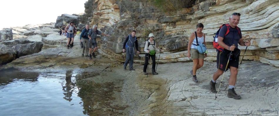 AR-17-COR-KR-685_export