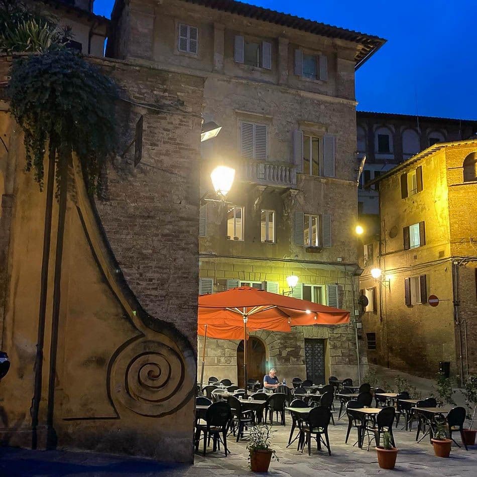 BFE455D2-60E5-45A5-9A72-6122B674A216_Anna Mertens_w950