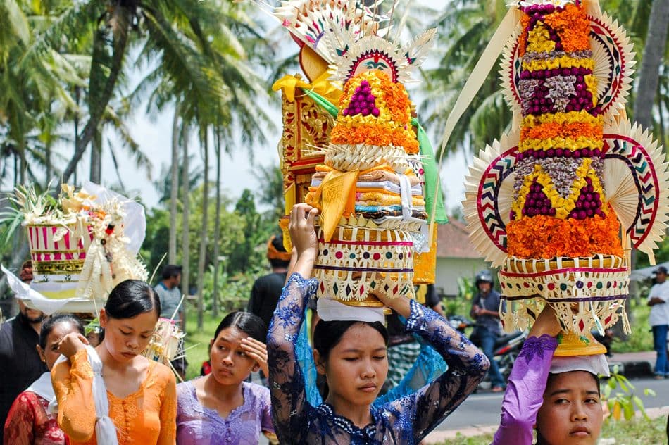 GEZ12-39-GR10-174-Bali-05-Robert-Stockmans-1_export_w950