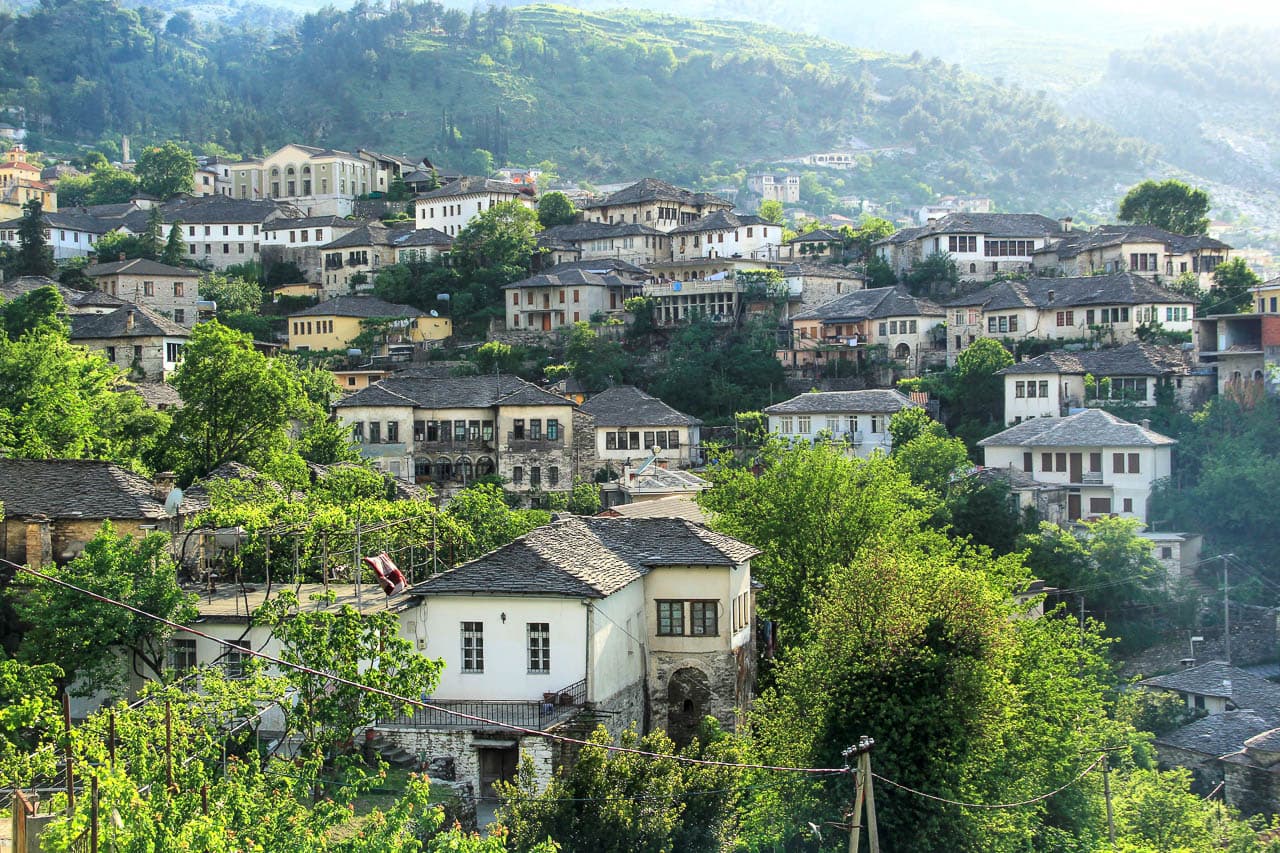 Zbulo Gjirokaster R. Fahrig U. Schilling