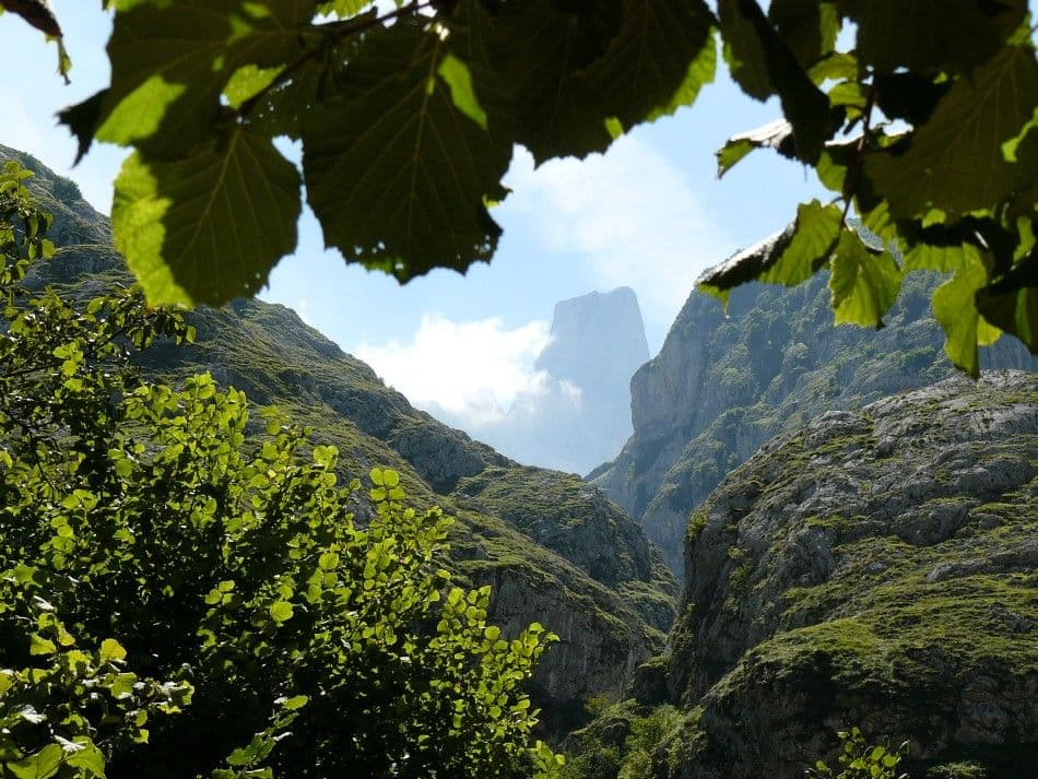 Picos-09-Ann-Cayet-bulnes-11-Custom