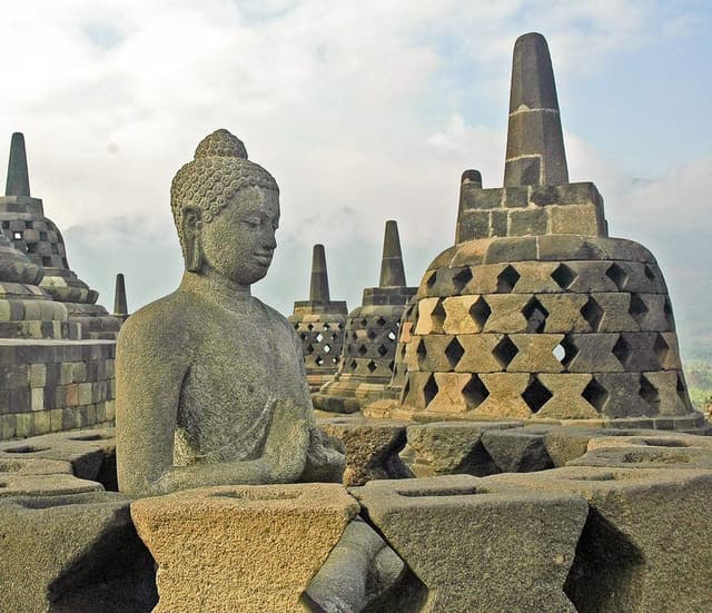 Borobudur-05-Robert-Stockmans-1_export_w950