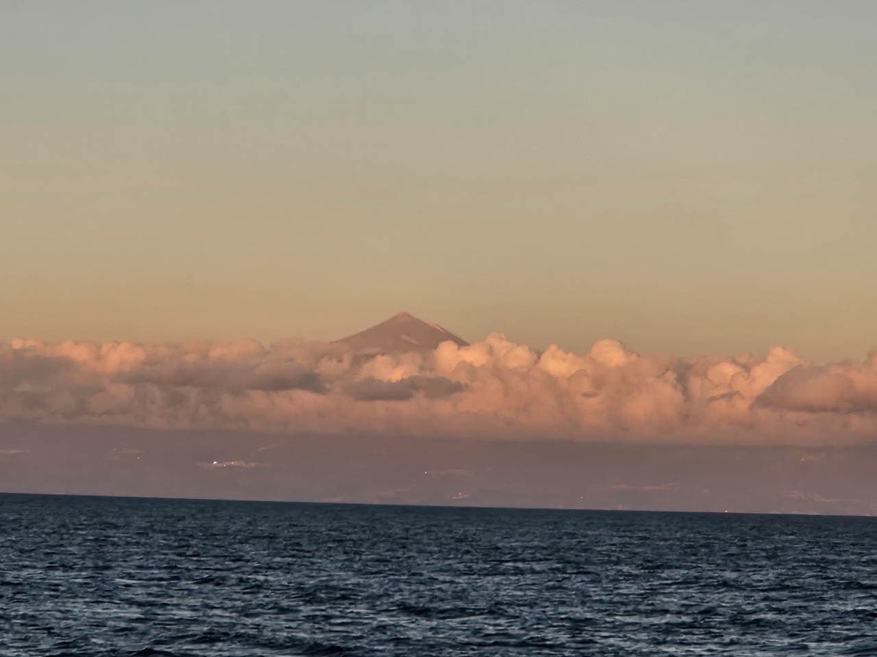 20241115 180520 Selectie Tom Dobbelaere W1280